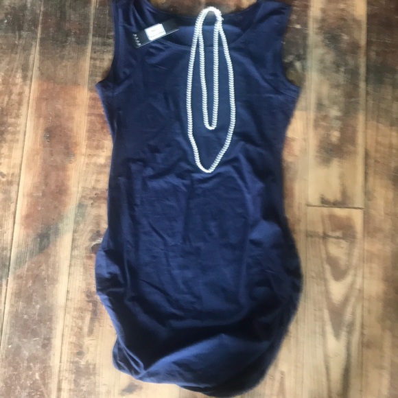 Dresses & Skirts - NWT Navy T-shirt Style Dress